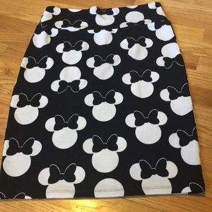 LuLaRoe Cassie M skirt Minnie Mouse